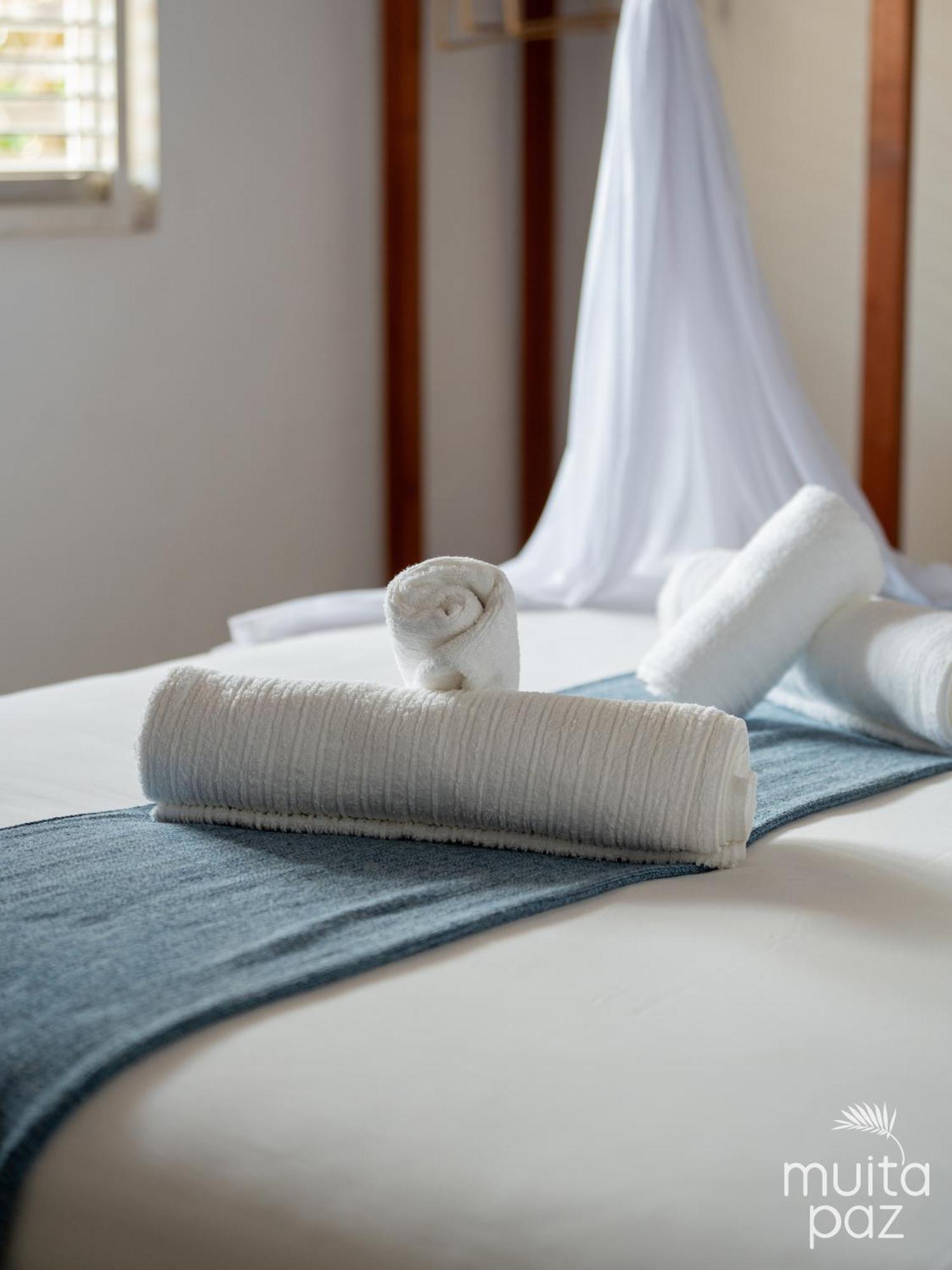Muita Paz Rooms Atins Exterior photo